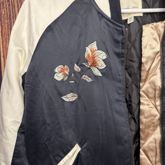 Silence + Noise Black Flower Bomber Jacket~Size Medium - Picture 2 of 12